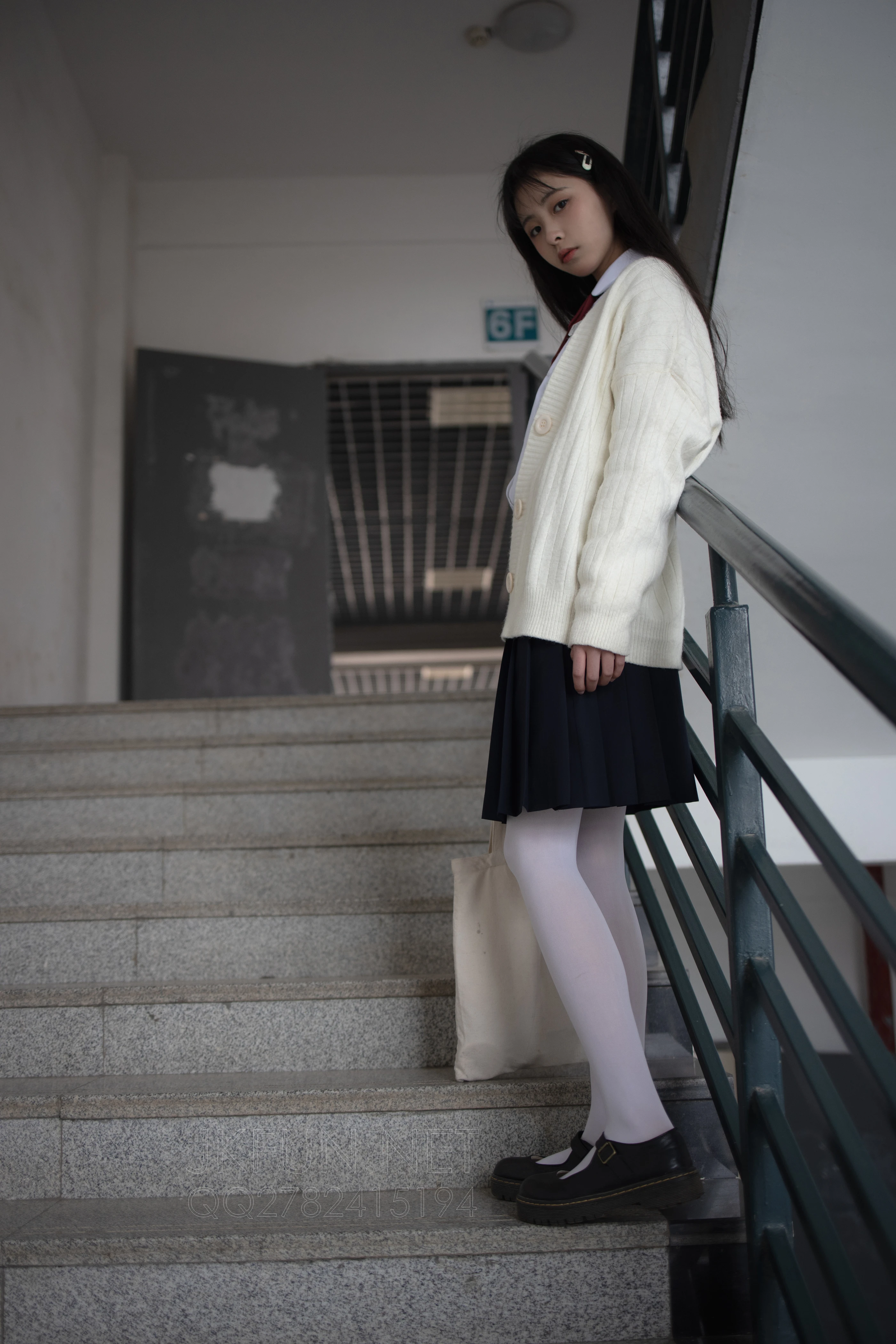 森萝财团 [JKFUN-001] 甜米 纯纯的白丝学妹 [127P 1V]插图9